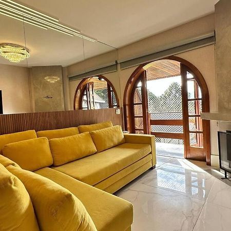 Apartamento Luxo Quatre Saisons Campos do Jordao Bagian luar foto